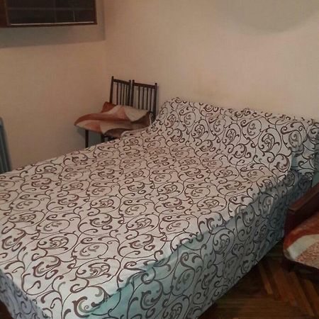 Квартира В Центрі Міста Lviv Ngoại thất bức ảnh