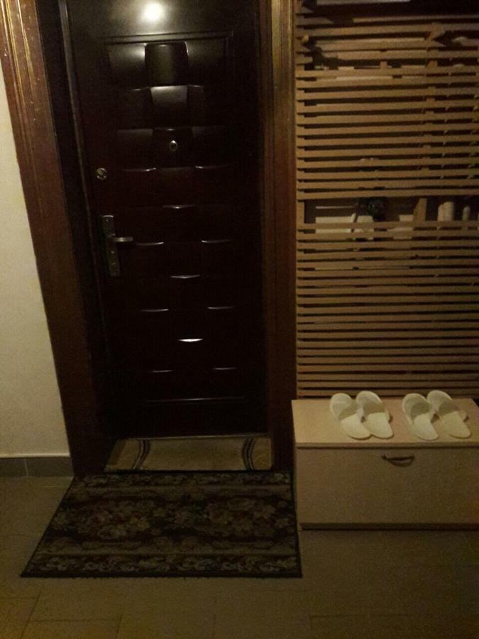 Квартира В Центрі Міста Lviv Ngoại thất bức ảnh