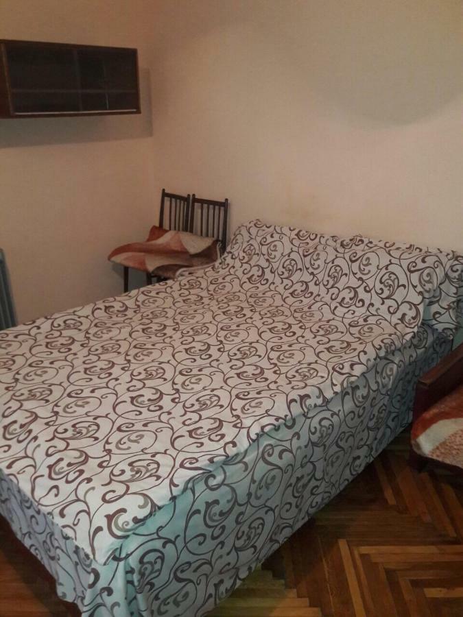 Квартира В Центрі Міста Lviv Ngoại thất bức ảnh